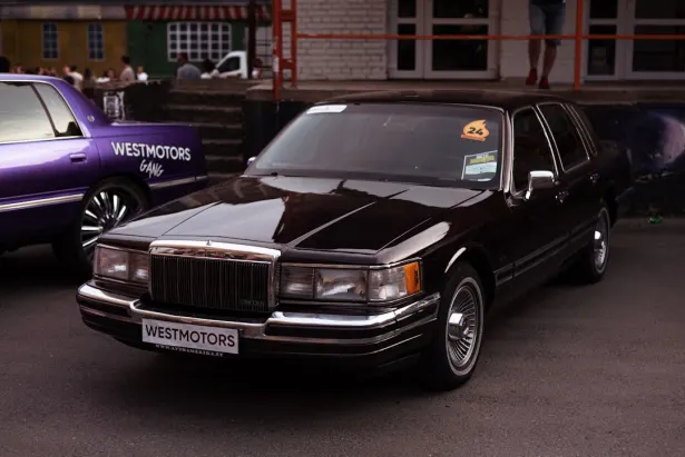 Cazino Stugan Cazinou Aplicație Android/iOS